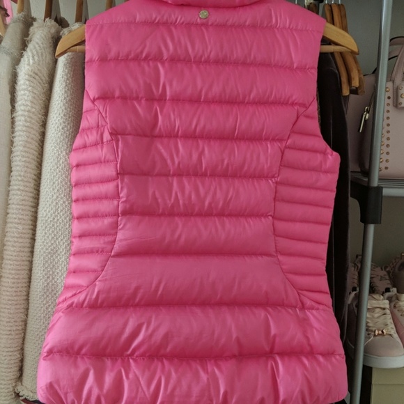 SALE Lilly Pulitzer vest - Picture 4 of 9